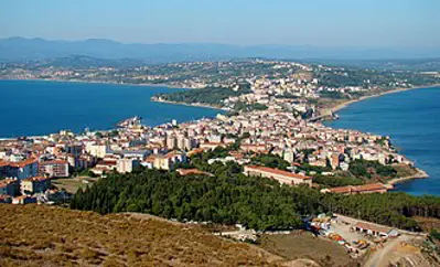 1214 the port city of sinope surrenders to the seljuq turks