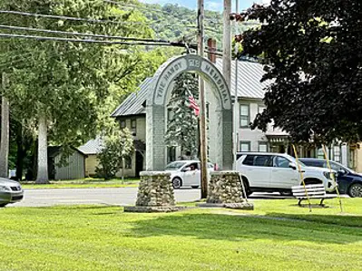 1780 american revolutionary war the british led royalton raid is 10 16