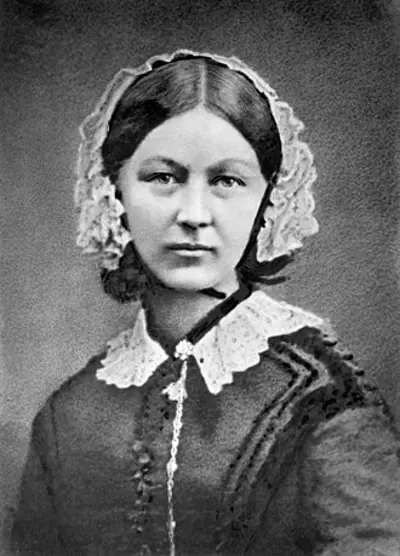 1854 florence nightingale and a staff of 38 nurses and 15 nuns we 10 21