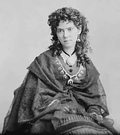 1866 aged 18 vinnie ream became the youngest artist and first wo 07 28