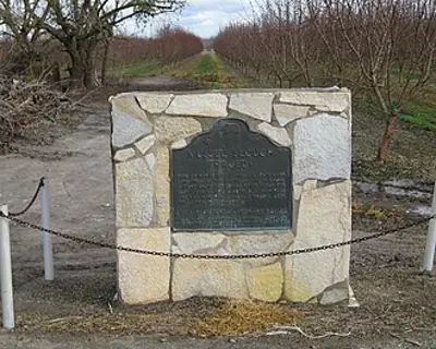 1880 seven people are killed in the mussel slough tragedy a gun 05 11