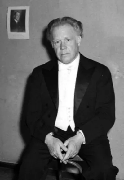 1886 edwin fischer swiss pianist and conductor died 1960 10 06