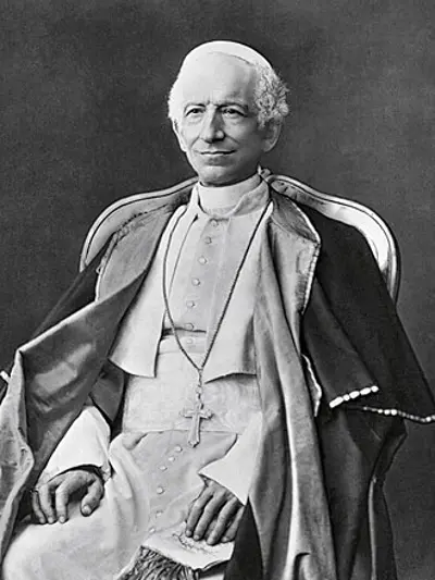 1891 pope leo xiii defends workers rights and property rights in 05 15