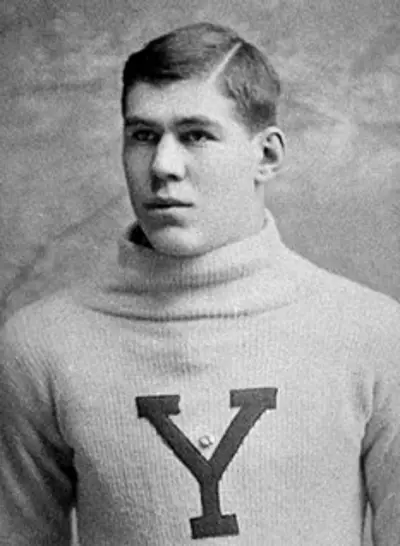 1892 pudge heffelfinger becomes the first professional american f 11 12