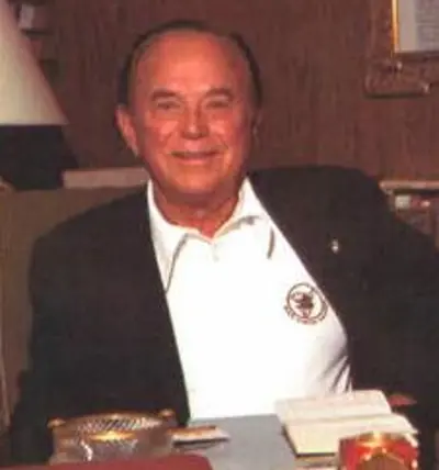 1902 ray kroc american businessman and philanthropist died 1984 10 05