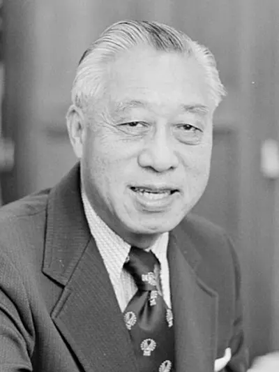 1906 hiram fong american soldier and politician died 2004 10 15