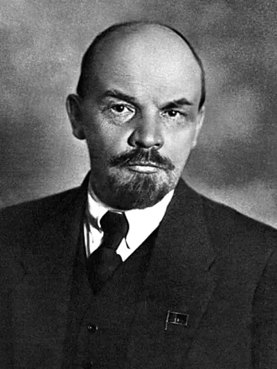 1907 organized by vladimir lenin and joseph stalin among others 06 26