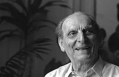 1909 norberto bobbio italian philosopher and theorist died 2004 10 18