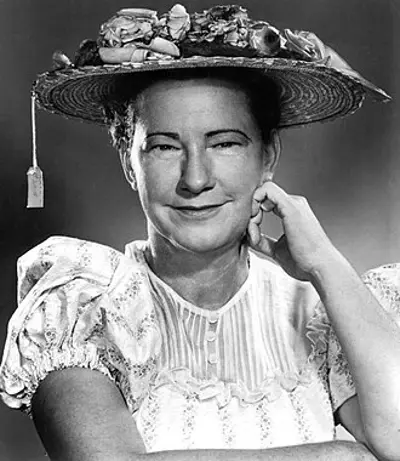 1912 minnie pearl american entertainer and philanthropist died 10 25