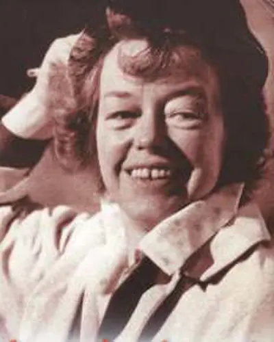 1914 joan littlewood english director and playwright died 2002 10 06