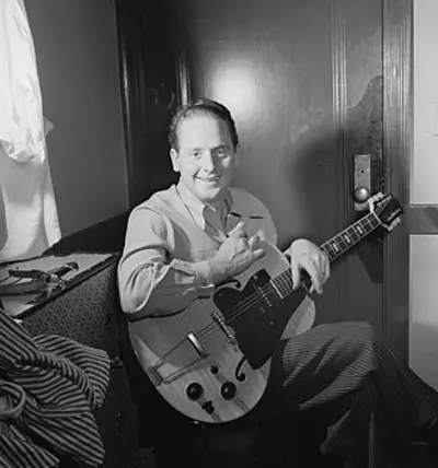 1915 les paul american guitarist and songwriter died 2009 06 09