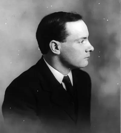 1916 irish republicans led by patrick pearse began the easter ris 04 24