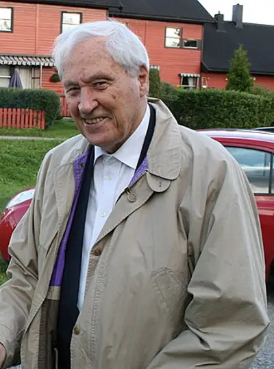 1918 halfdan hegtun norwegian radio host and politician died 20 10 08