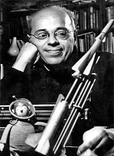 1921 stanisaw lem polish philosopher and author died 2006 09 12