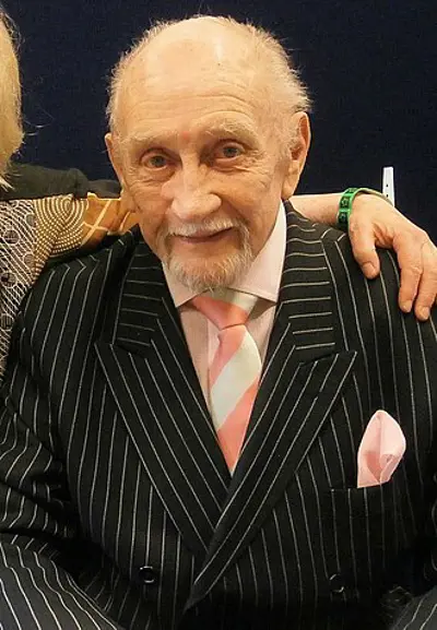 1923 roy dotrice english actor died 2017 05 26