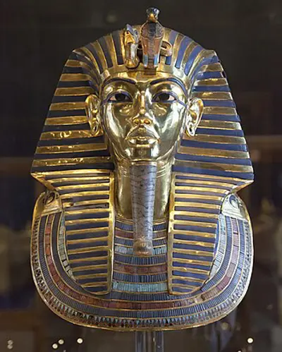1925 the funerary mask of tutankhamun possibly originally made f 10 28