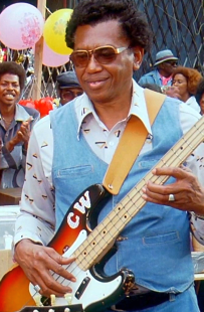 1926 calvin fuzz jones american singer and bass player died 2 06 09