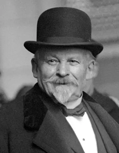 1926 emile coue french psychologist and pharmacist born 1857 07 02