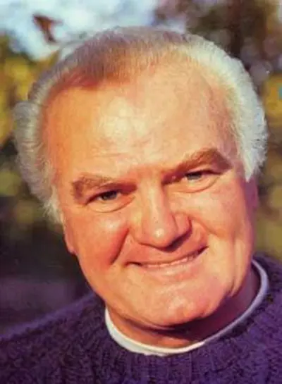 Jon Vickers, Canadian tenor and actor (died 2015)