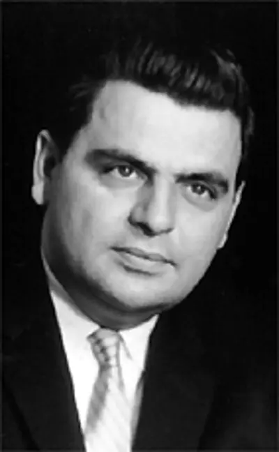 Yvon Dupuis, Canadian politician (died 2017)