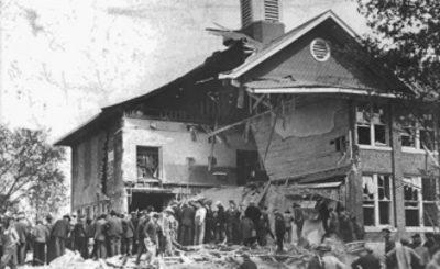 1927 the bath school disaster forty five people including many 05 18