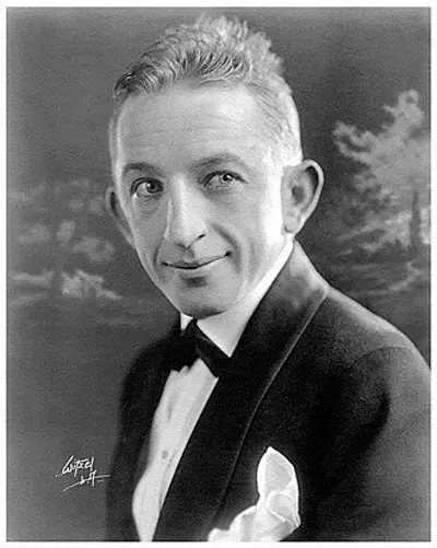 1928 larry semon american actor director producer and screenw 10 08
