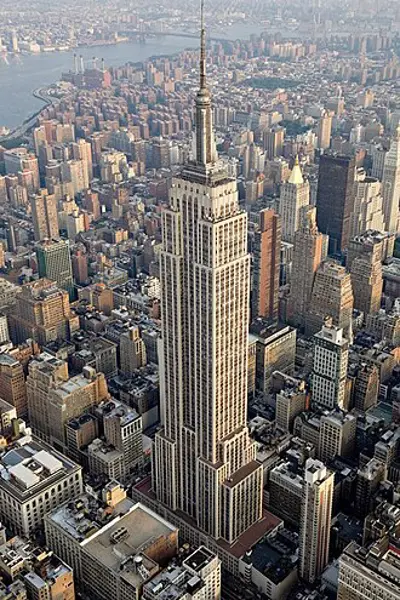 1930 standing at 1047 ft 319 m new york citys chrysler build 05 27