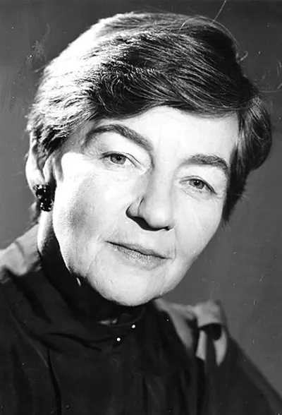1931 pauline perry baroness perry of southwark english academic 10 15