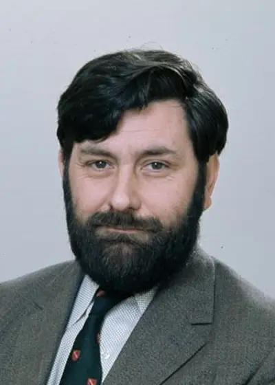 1932 barry jones australian lawyer and politician 10 11