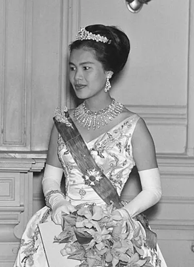 1932 sirikit queen mother of thailand died 2025 08 12