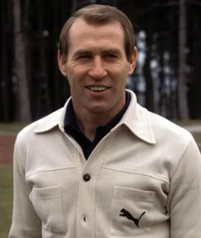 1933 helmut senekowitsch austrian footballer and manager died 2 10 22
