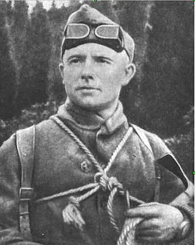 1933 yevgeniy abalakov is the first man to reach the highest poin 09 03