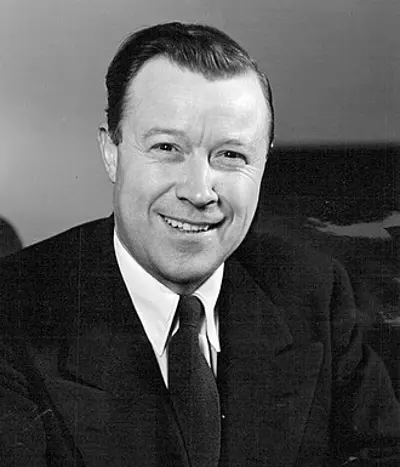 1937 walter reuther and members of the united auto workers uaw 05 26