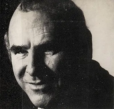 1939 clive james australian television host author and critic 10 07