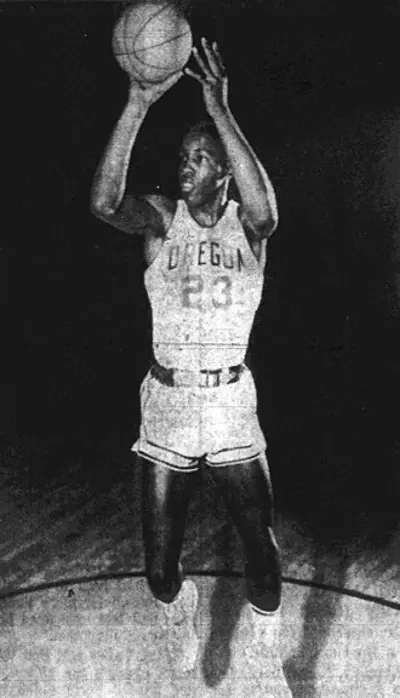 1942 steve jones american basketball player and sportscaster di 10 17