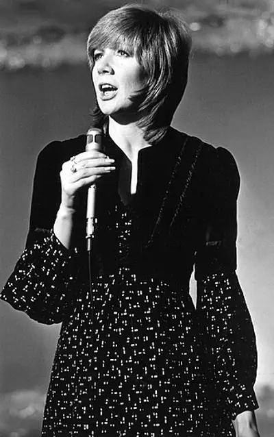 1943 cilla black english singer and actress died 2015 05 27