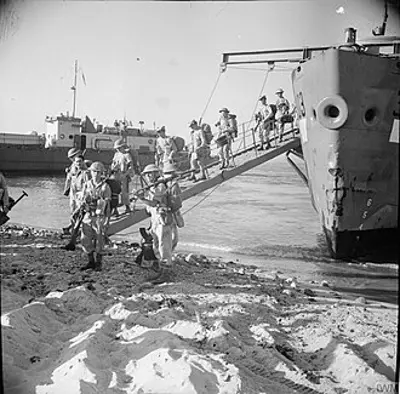1943 world war ii british and canadian troops land on the italia 09 03