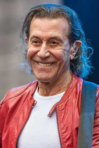 1944 albert hammond english singer songwriter guitarist and pr 05 18