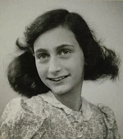 1944 holocaust anne and margot frank are deported from auschwitz 10 30