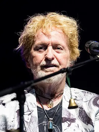 1944 jon anderson english singer songwriter and guitarist 10 25