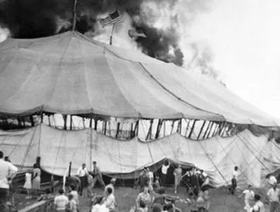1944 the hartford circus fire one of americas worst fire disast 07 06