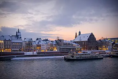 1944 world war ii maastricht becomes the first dutch city to be 09 14