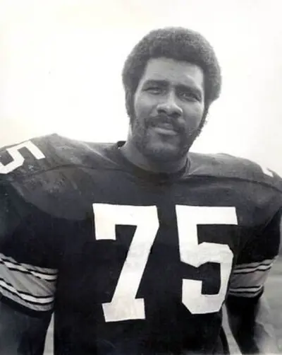 1946 joe greene american football player coach and actor 09 24