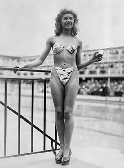 1946 micheline bernardini models the first modern bikini at a swi 07 05