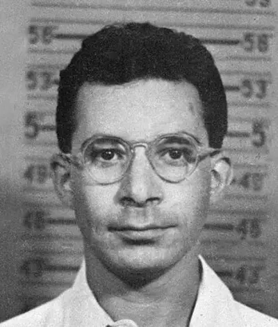 1946 physicist louis slotin is fatally irradiated in a criticalit 05 21