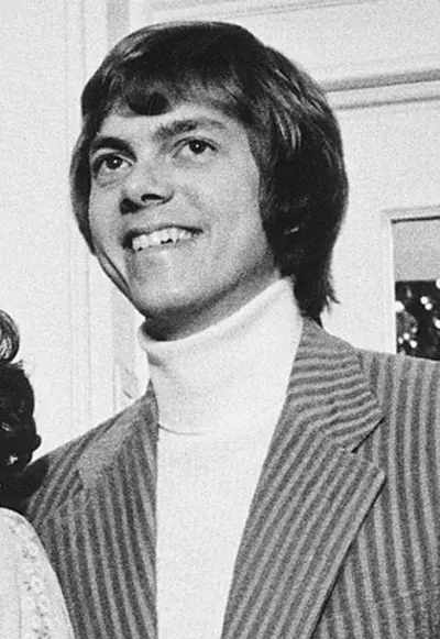 1946 richard carpenter american singer songwriter and pianist 10 15