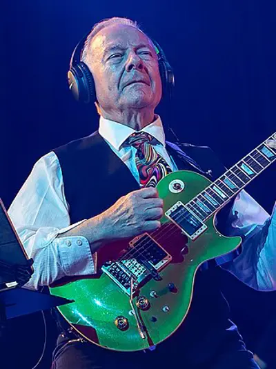 1946 robert fripp english guitarist songwriter and producer 05 16