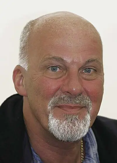 1947 dave pegg english bass player and producer 11 02