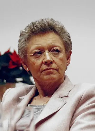 1947 francoise barre sinoussi french virologist and biologist n 07 30