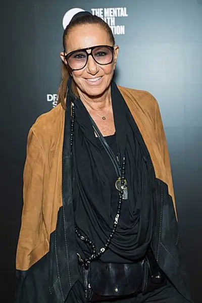 1948 donna karan american fashion designer founded dkny 10 02